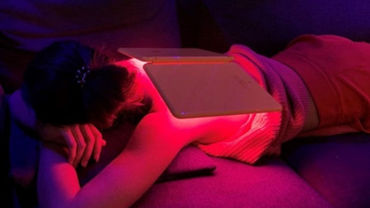 The Science Behind LED Light Therapy Explained - With Expert Sarah Turner